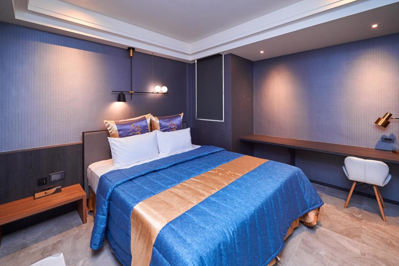 Sun Motel Каосюн Екстериор снимка