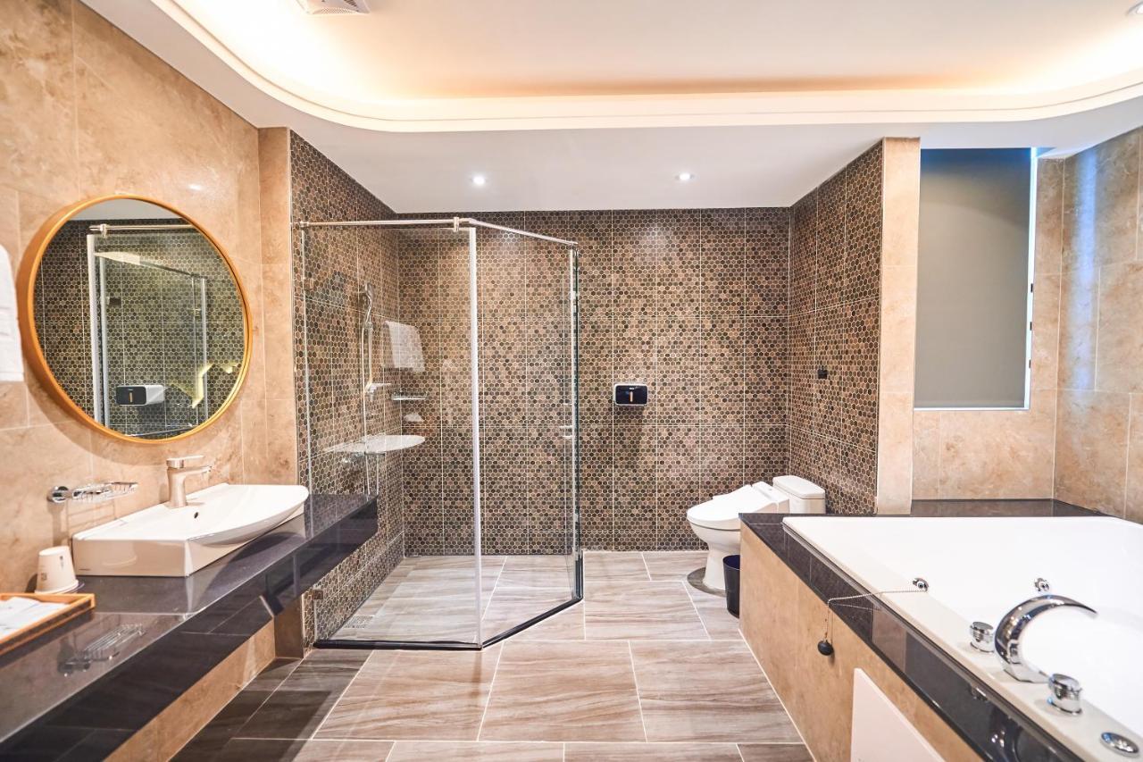 Sun Motel Каосюн Екстериор снимка